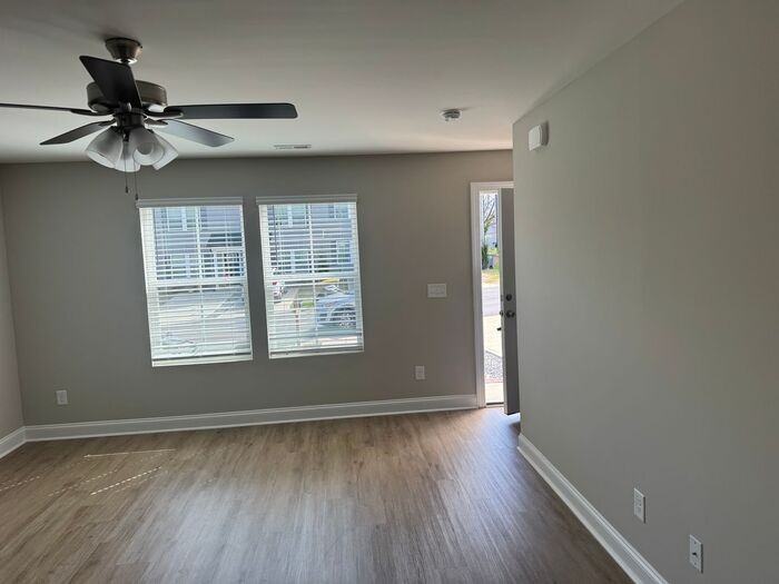 769 Hillside St - Photo 3 of 9