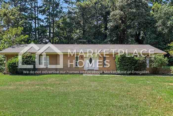 6343 W Fayetteville Rd - Photo 3 of 23