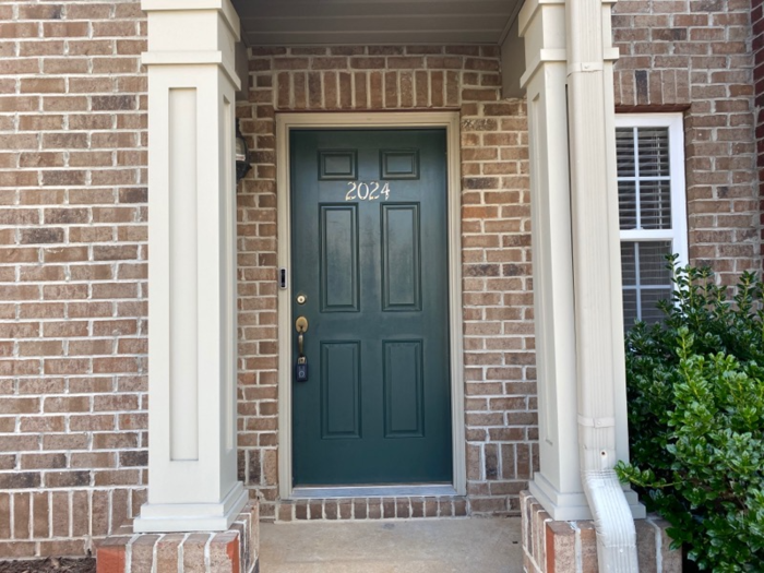 2024 Kedvale Ave - Photo 2 of 32