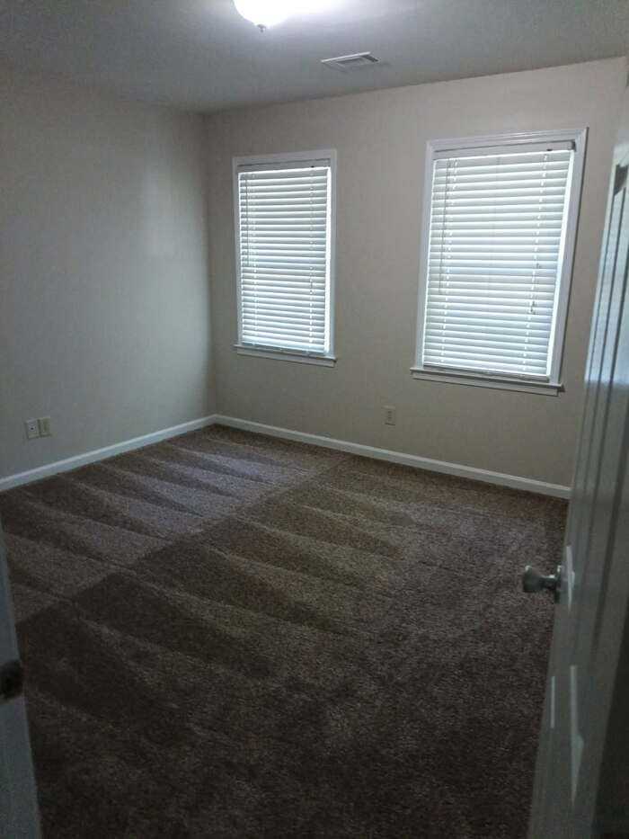 17 Holly Downs Ct Nw - Photo 5 of 10