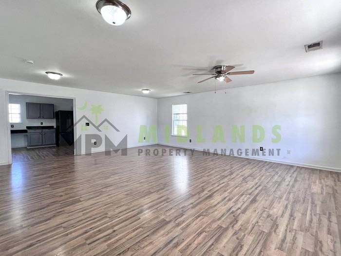 492 Denman Loop - Photo 2 of 50
