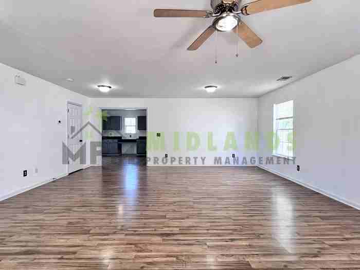 492 Denman Loop - Photo 3 of 50