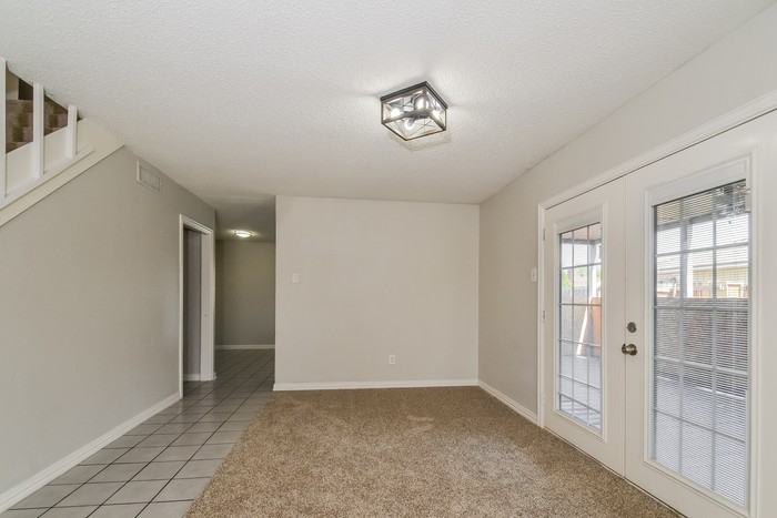 1841 Tucson Dr - Photo 6 of 15
