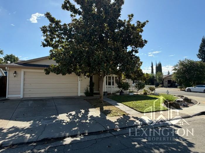 7973 Claypool Way - Photo 4 of 26