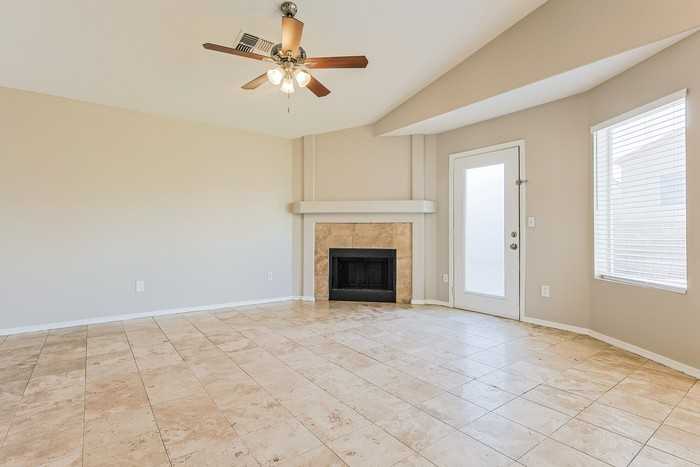 4605 E Douglas Ave - Photo 5 of 17