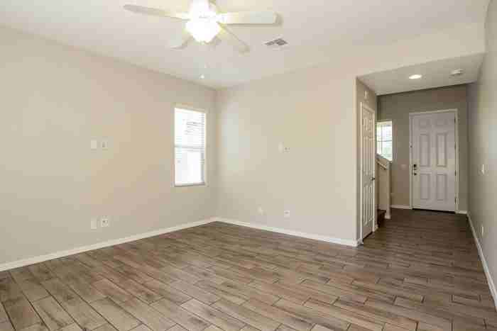 4733 E Olive Ave - Photo 4 of 17