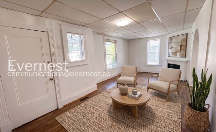 233 52nd St N - Photo 3 of 24