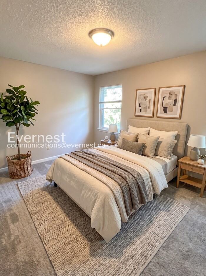 5524 Saint James St - Photo 7 of 14