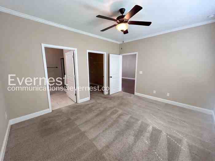 3870 Valley View Ct - Photo 6 of 31