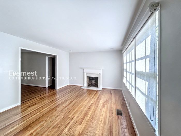 608 Cobb St - Photo 4 of 22