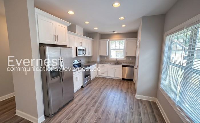 5322 Roosevelt Rd - Photo 2 of 36