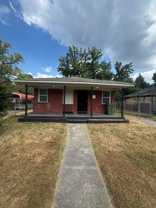 1304 Oak St - Photo 1 of 1