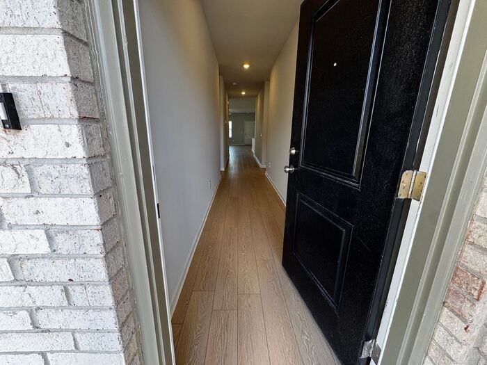 144 Whitner Dr - Photo 2 of 36
