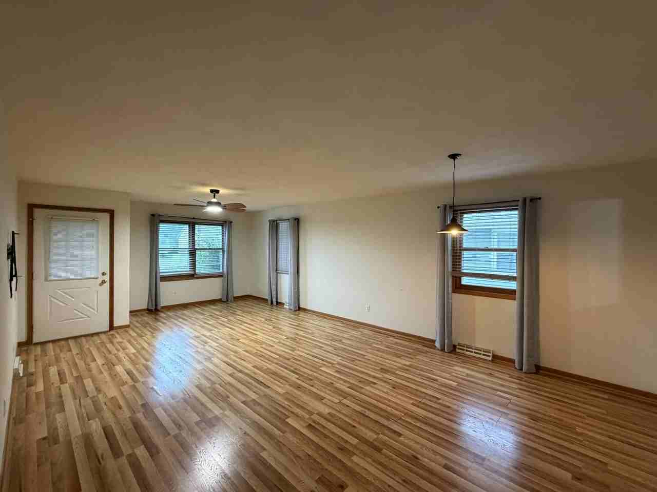 2804 Carrousel Ln #2804 - Photo 4 of 16
