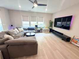 featured image of 10920 Jericho Way