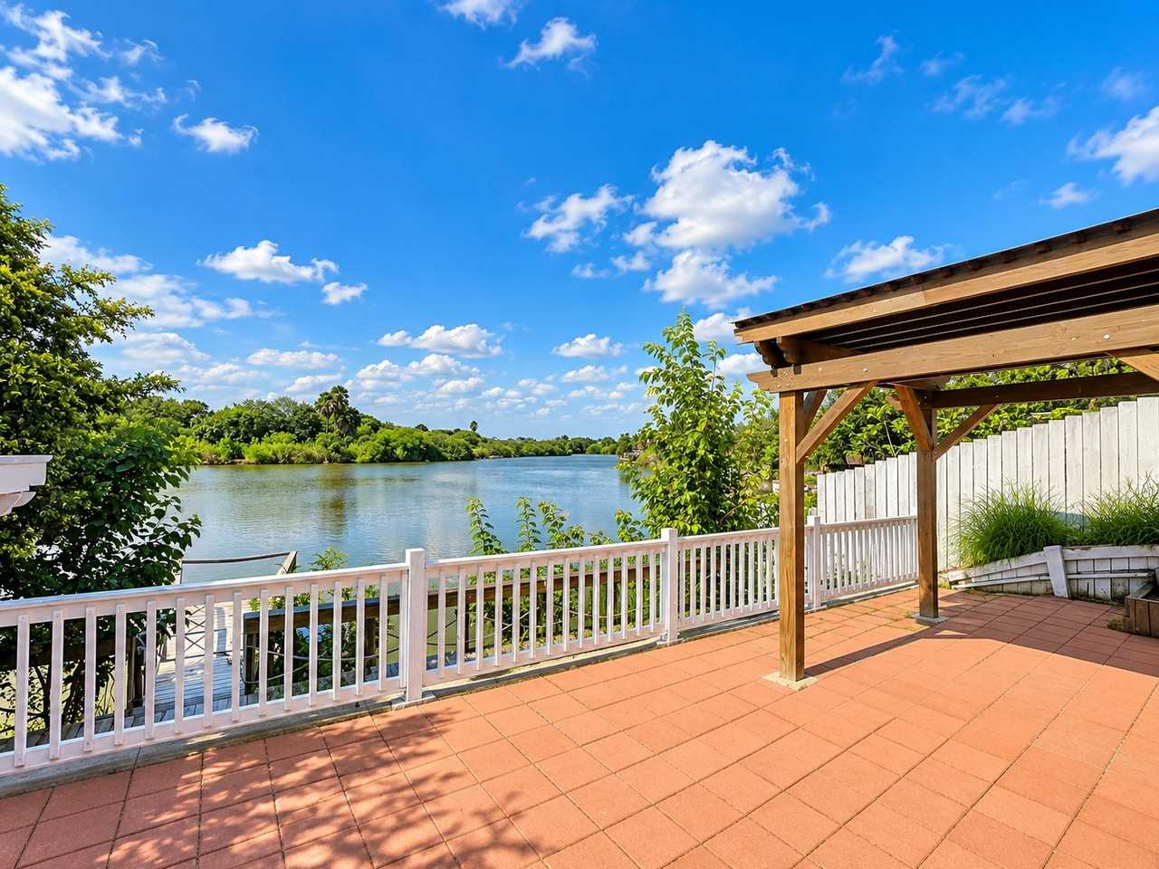 3072 Resaca Vista Dr #NA - Photo 6 of 17