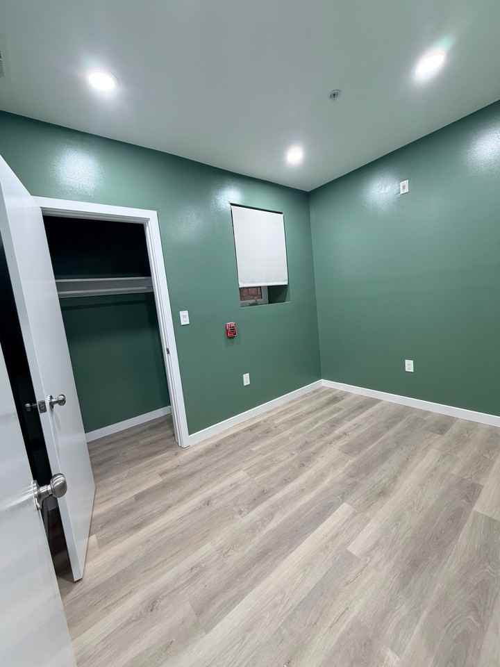 1324 N 15th St #BSB - Photo 5 of 16