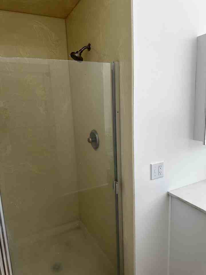 417 Winslow St #2 - Photo 6 of 20