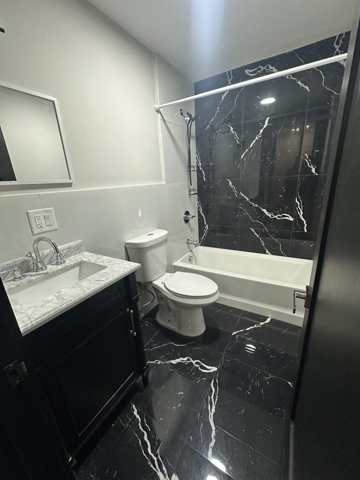 55 Lincoln St #302 - Photo 4 of 10