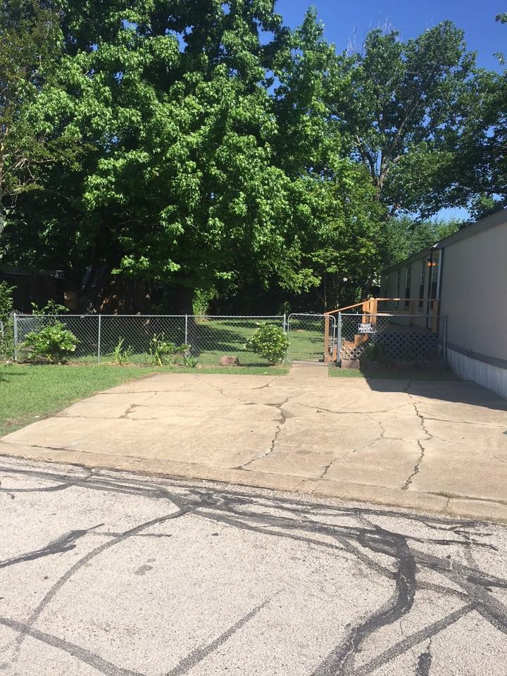 140 Bowles Ln #NA - Photo 2 of 12