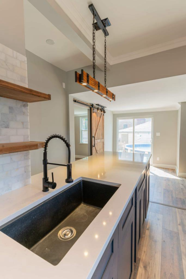 7359 W Barry Ave #1 - Photo 6 of 12
