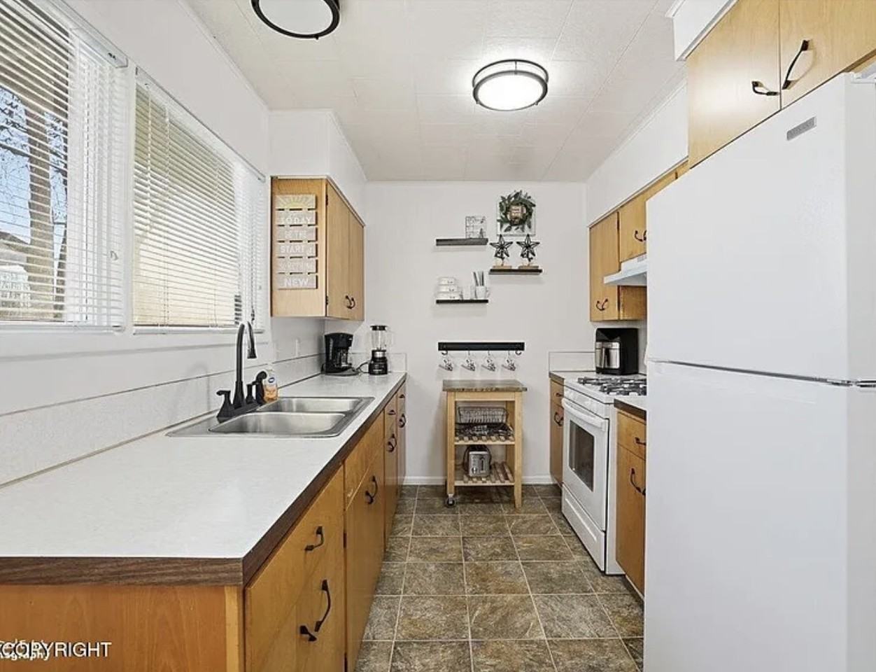 304 Lupine St #NA - Photo 2 of 9