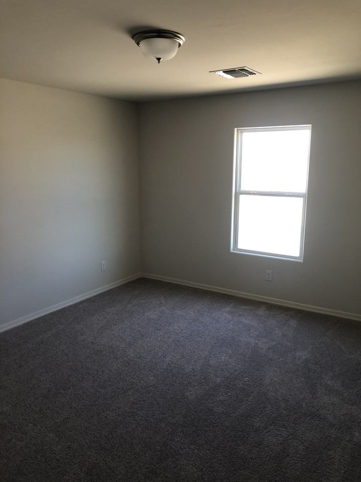 1628 Paige Dr #NA - Photo 5 of 13