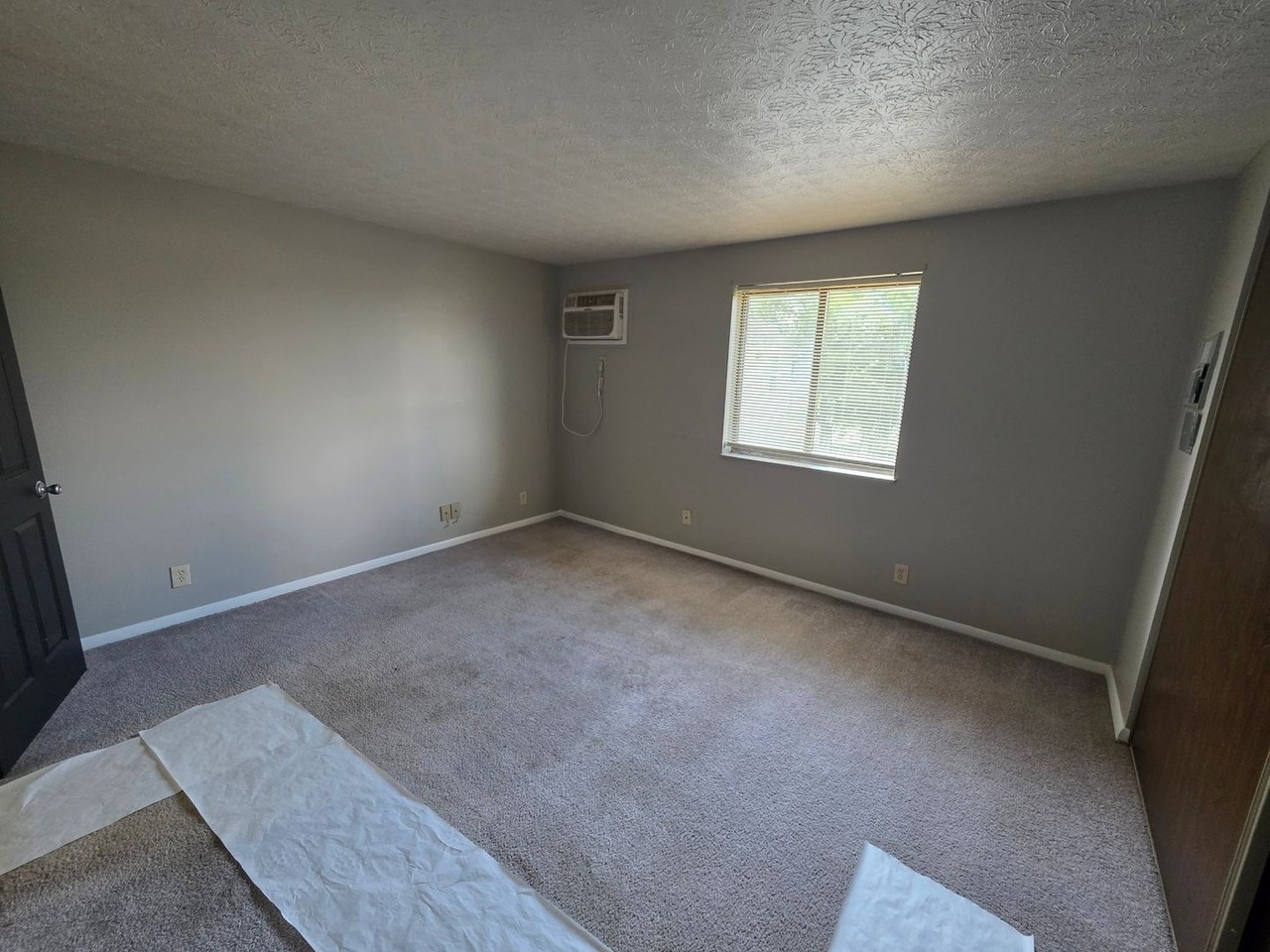 591 E Buchtel Ave #U - Photo 2 of 7