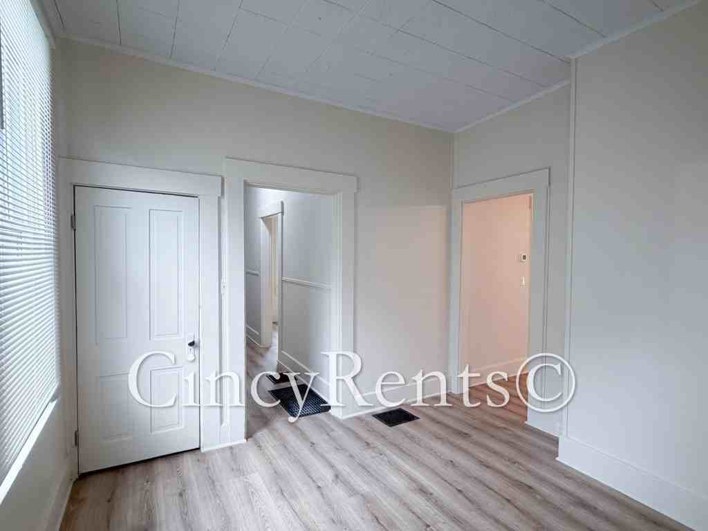 1216 Regent Ave #NA - Photo 7 of 29