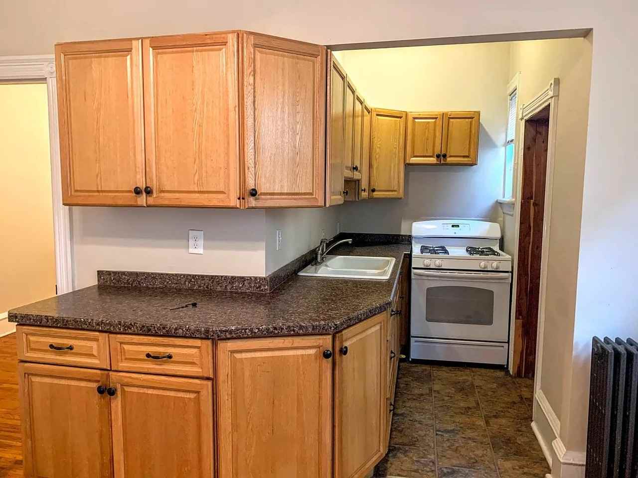 4933 N Camac St #1 - Photo 2 of 10