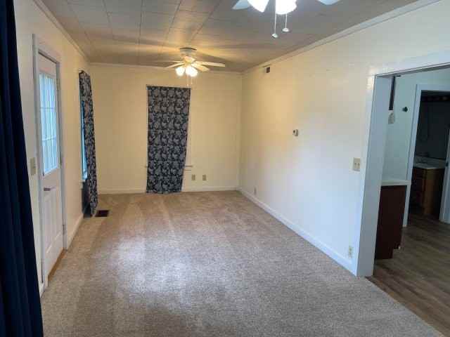 403 Sw 9th Ave #NA - Photo 4 of 9