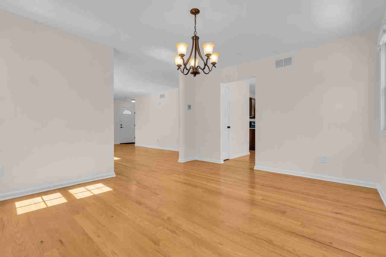 4 Wood Ave #NA - Photo 7 of 36