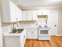 featured image of 993 N Quaker Ln #NA