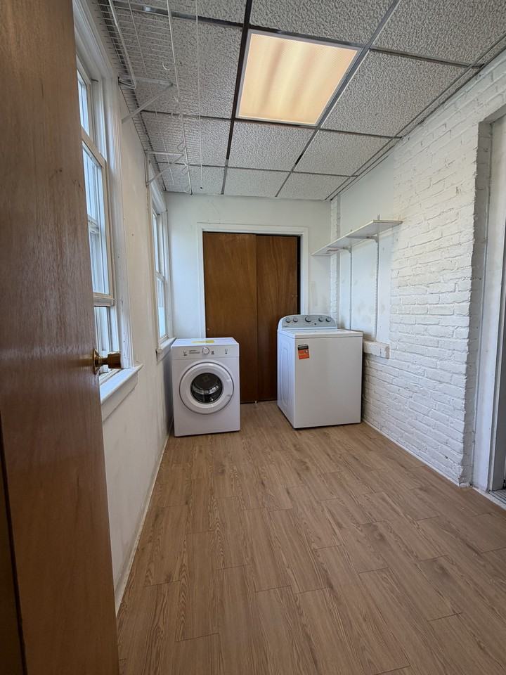 1286 Liberty Ave #2 - Photo 4 of 8