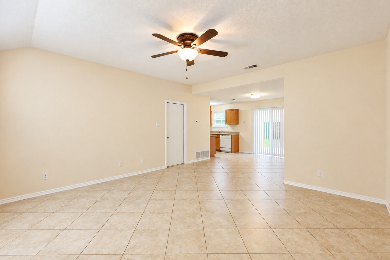511 E Young Ave #NA - Photo 6 of 17