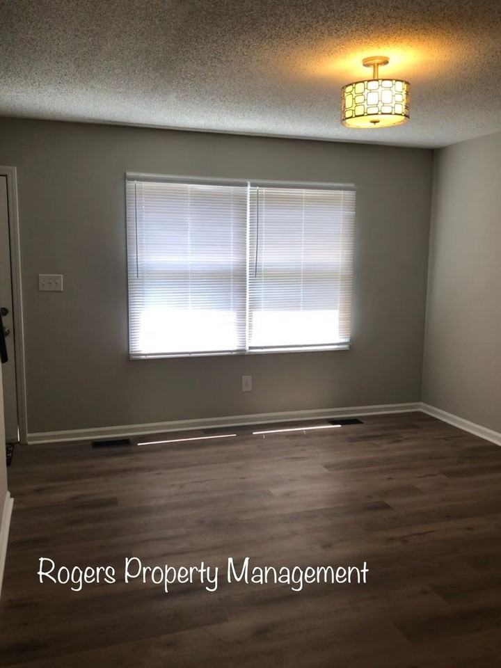 402 Cozart St - Photo 6 of 9