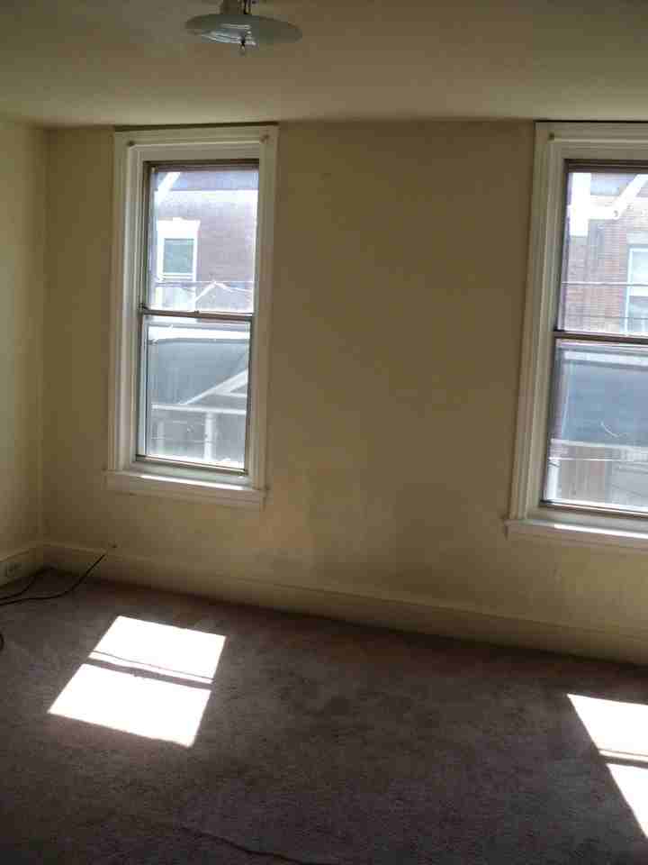 25 E Bringhurst St - Photo 6 of 9