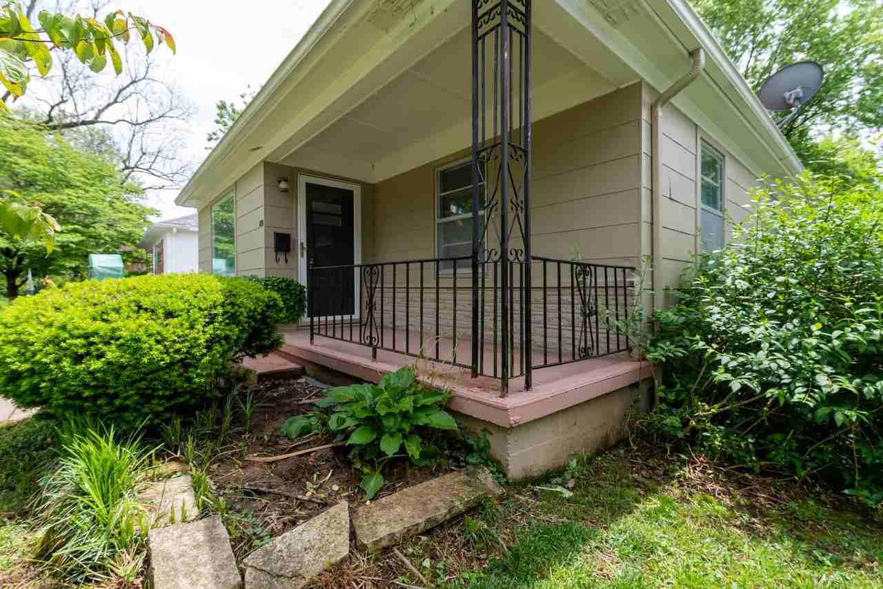 426 E Cozy St - Photo 3 of 19