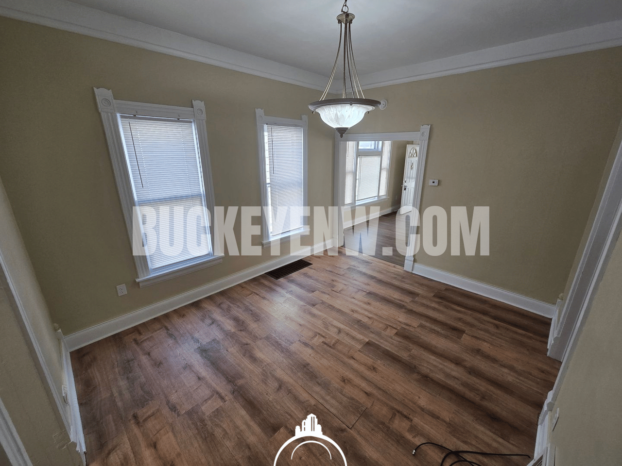 520 Raymer Blvd - Photo 4 of 10