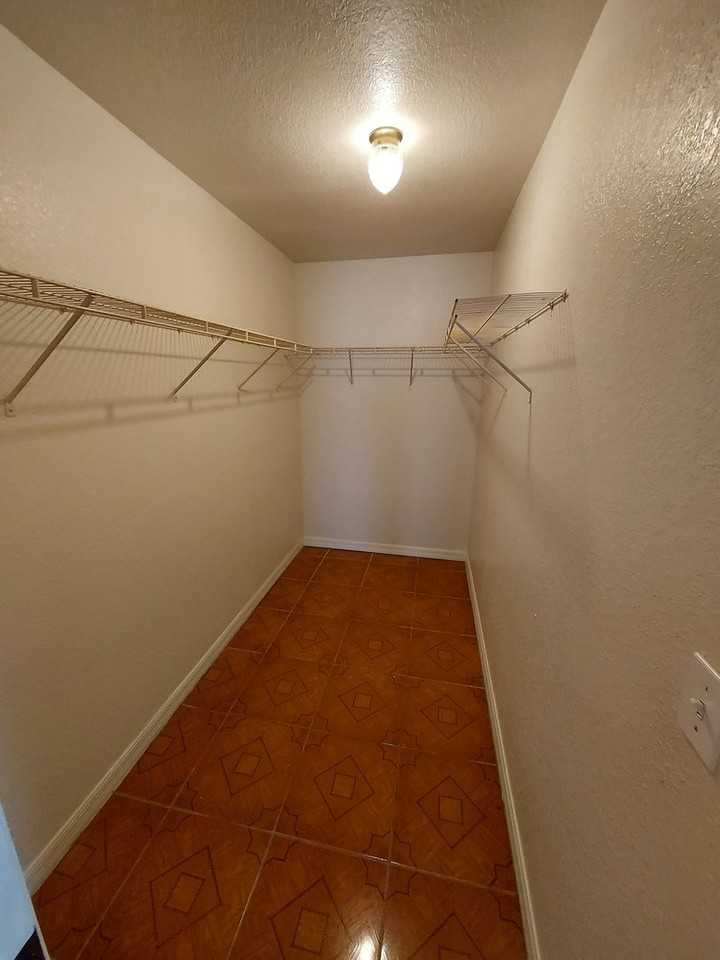 14431 Sw 32nd Terrace Rd - Photo 7 of 11