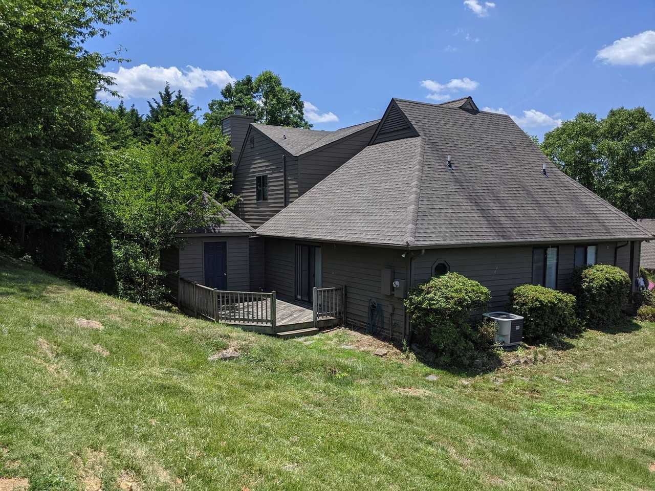 1273 Millpond Rd - Photo 5 of 12