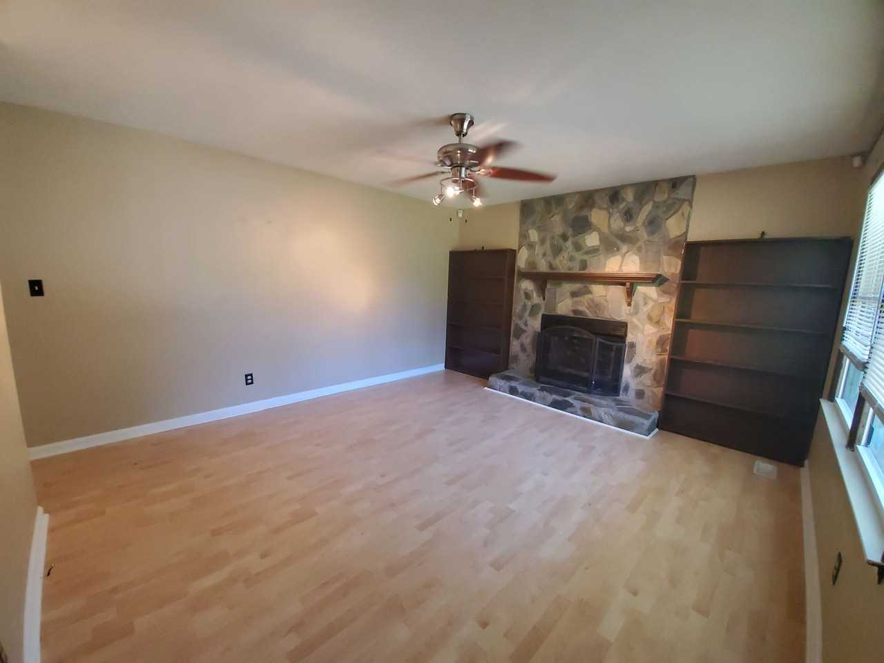 6569 Green Meadow Ct - Photo 2 of 10