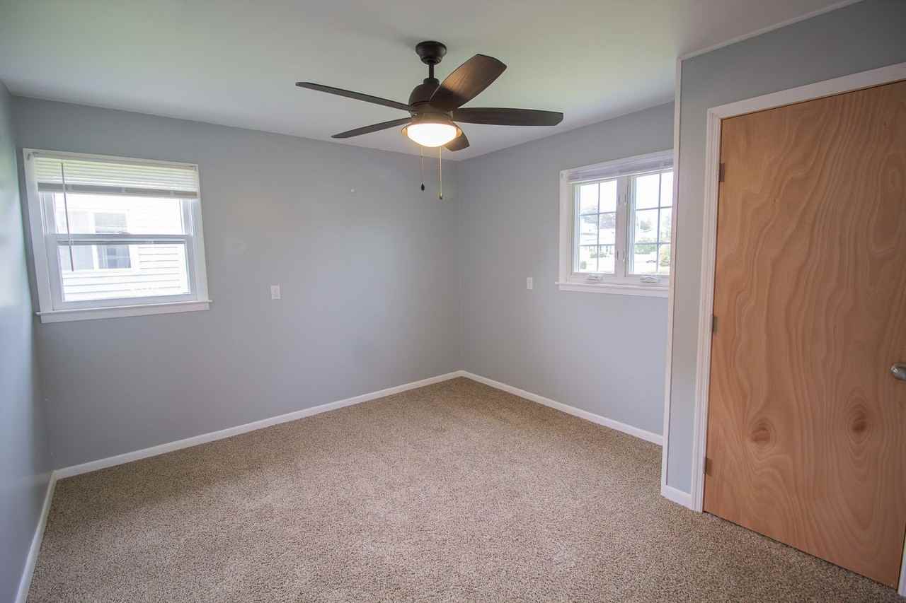 8 Park Ave - Photo 5 of 19