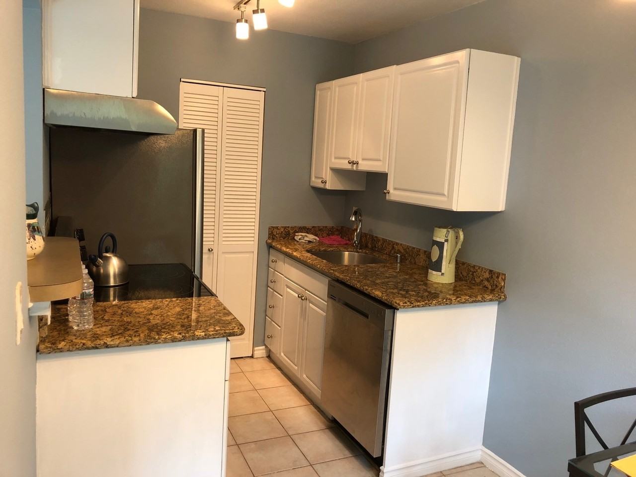 1400 Hubbell Pl #901 - Photo 5 of 16