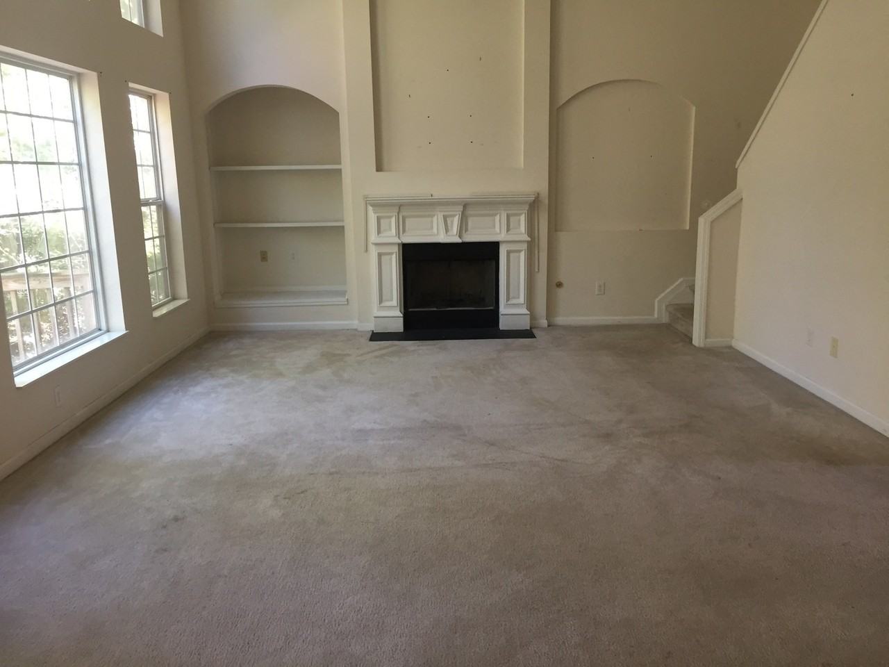 3826 Yosemite Park Ln - Photo 4 of 11