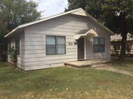 featured image of 313 N College Ave