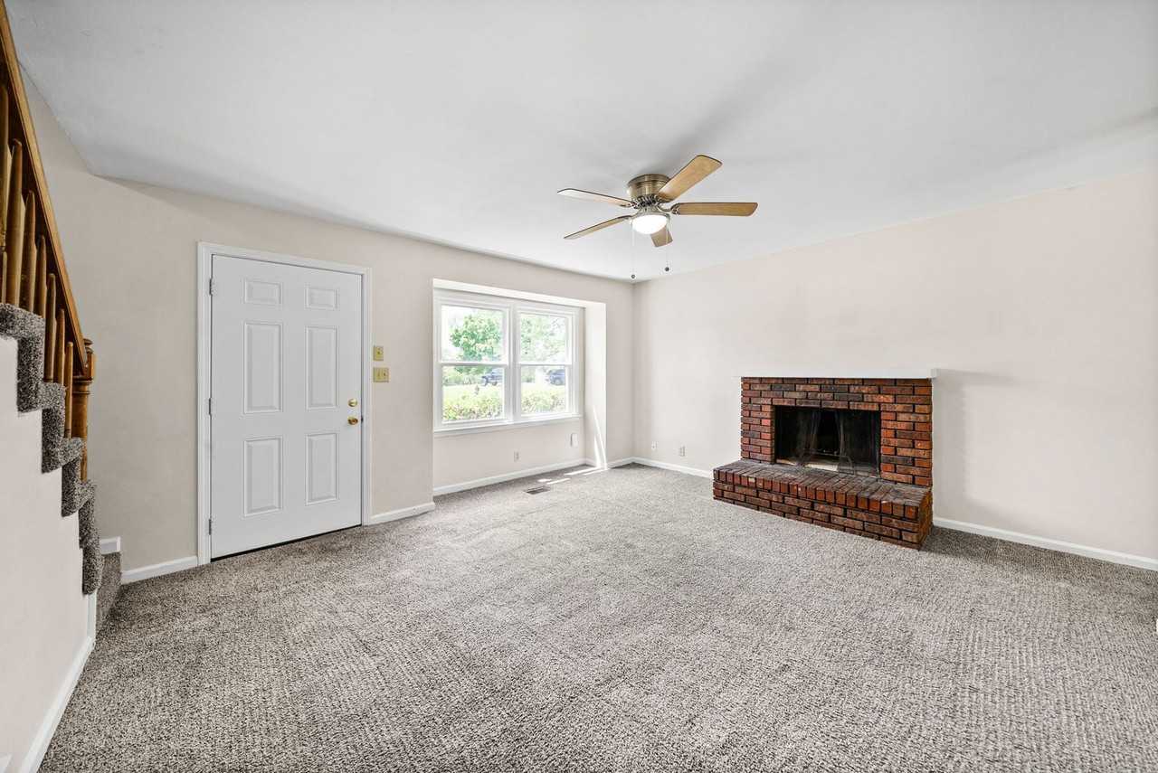 805 Benwood Dr - Photo 5 of 27