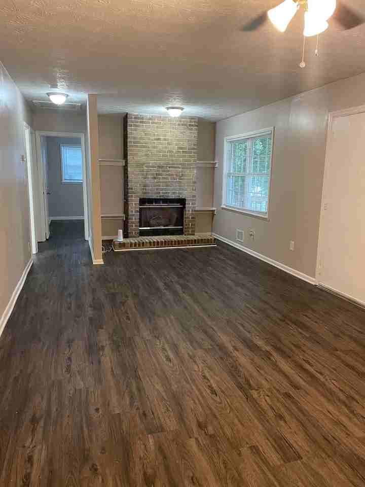 8927 Cornell Dr - Photo 4 of 22