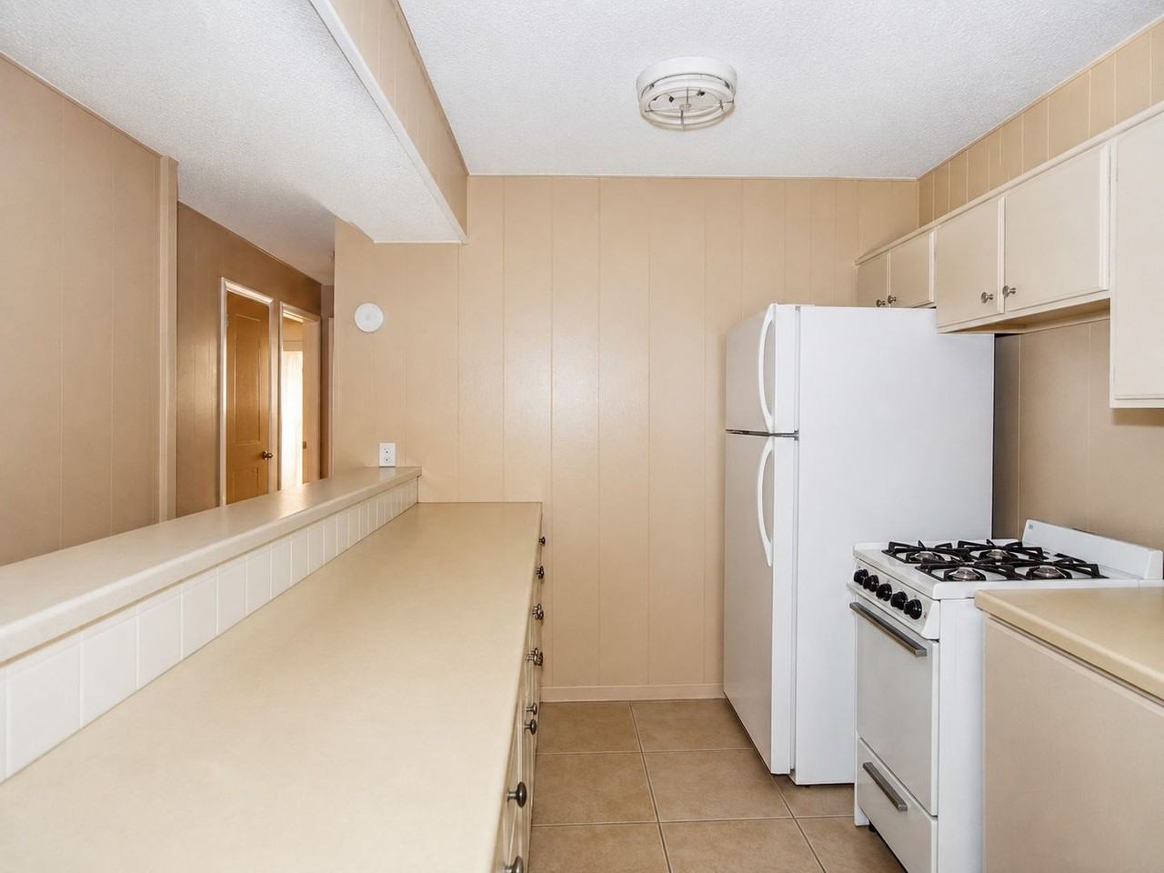 3105 Whitis Ave - Photo 7 of 20