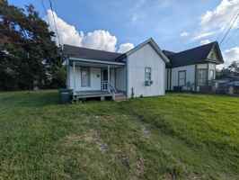 featured image of 1130 Elgie St